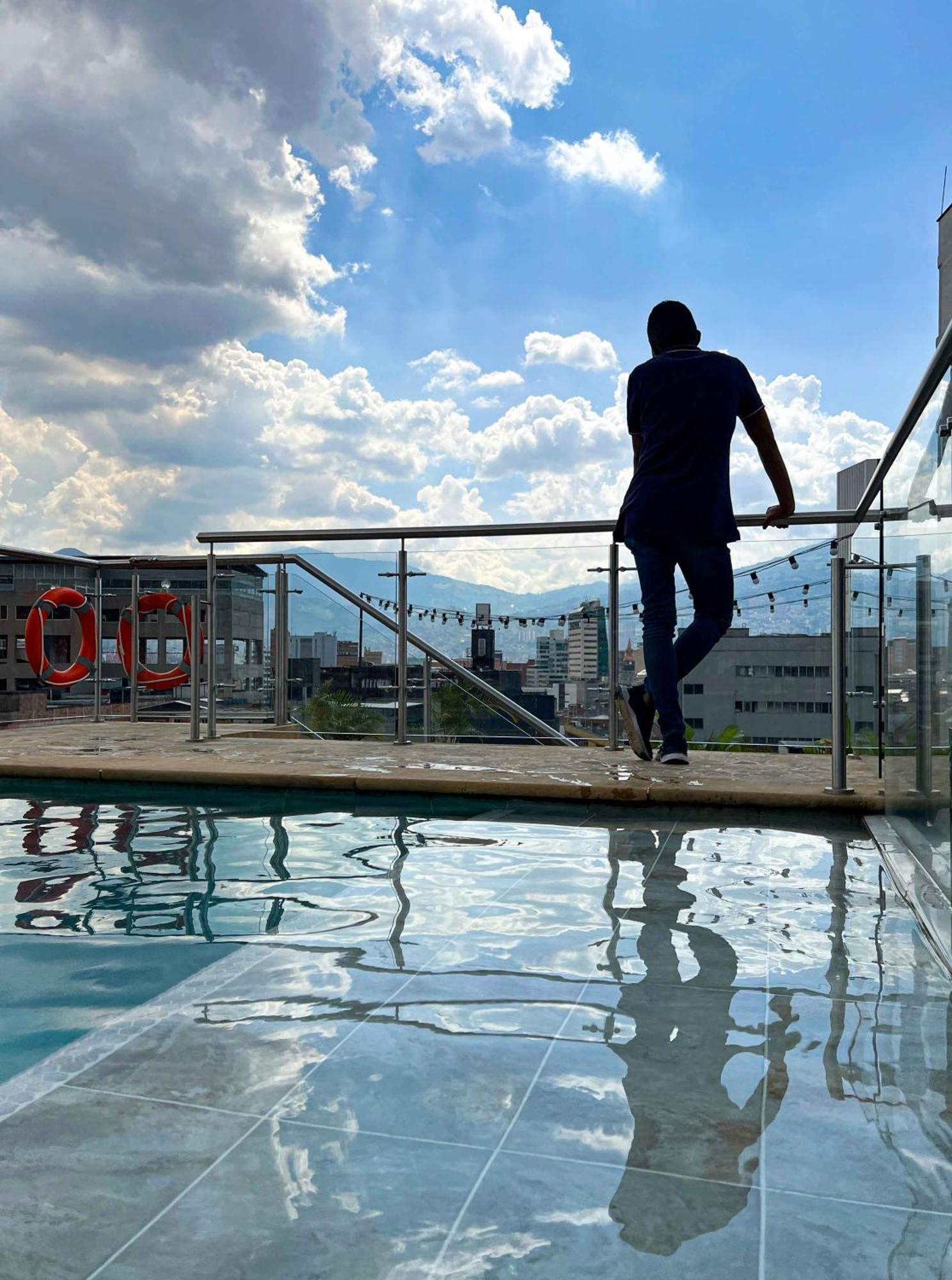 Apartahotel Medellín Eksteriør billede